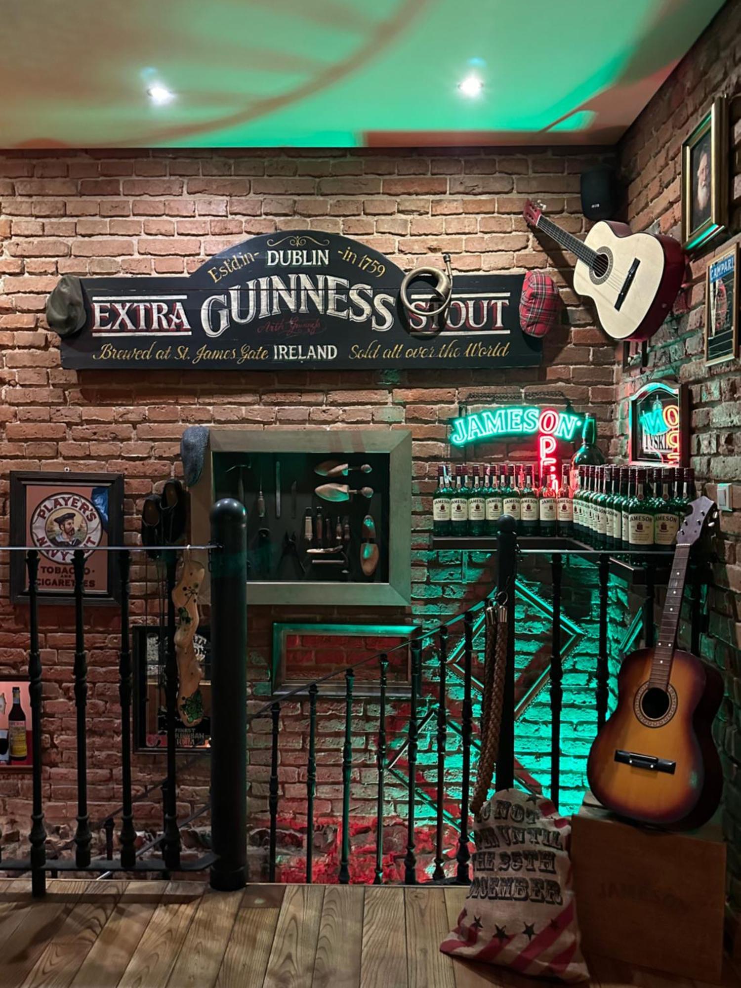 Shoemaker Irish Pub & Accommodation Kielce Ngoại thất bức ảnh