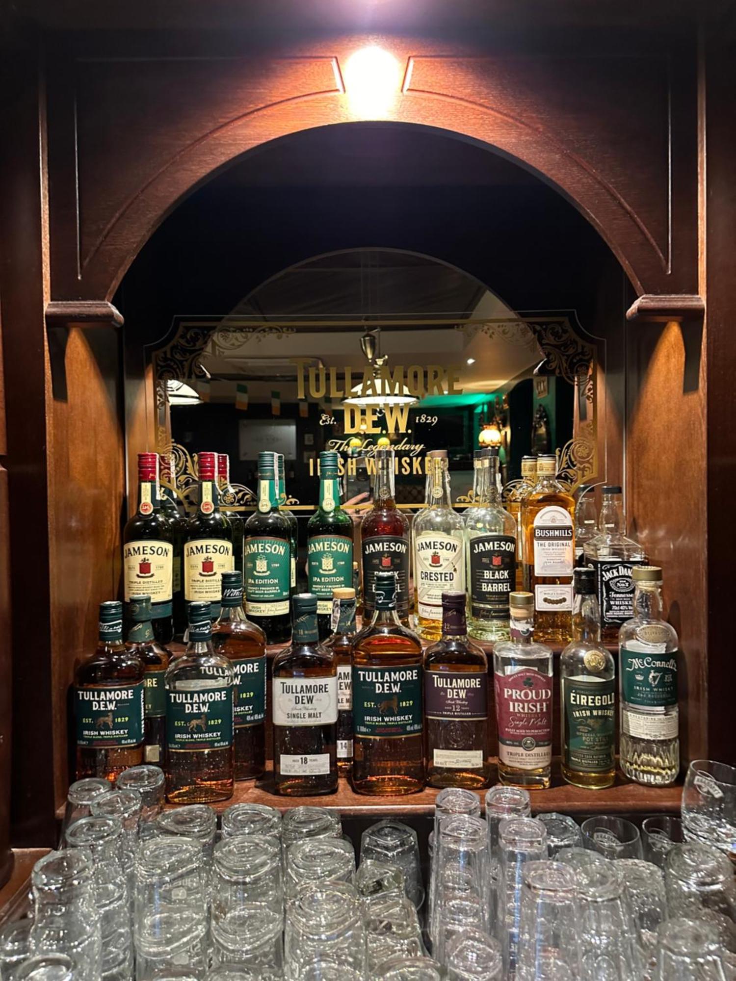Shoemaker Irish Pub & Accommodation Kielce Ngoại thất bức ảnh