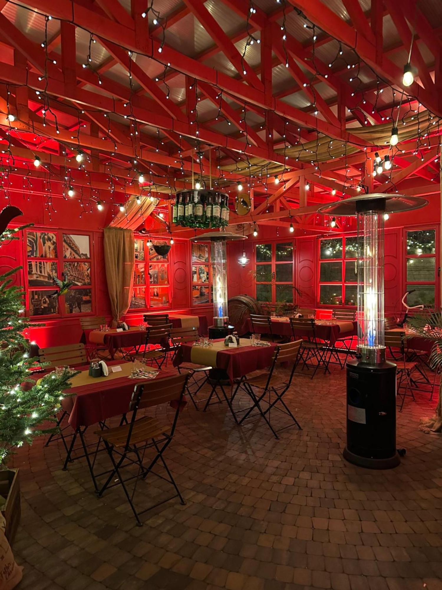 Shoemaker Irish Pub & Accommodation Kielce Ngoại thất bức ảnh