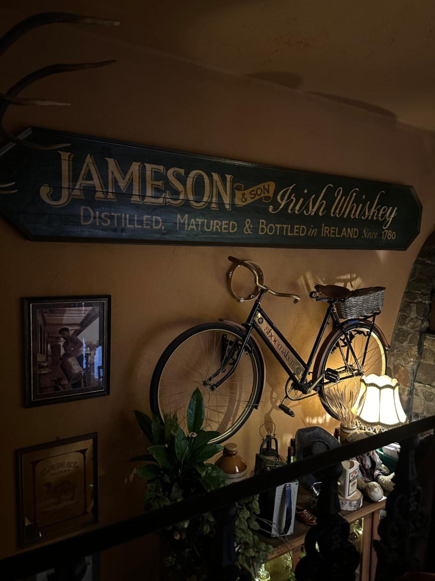 Shoemaker Irish Pub & Accommodation Kielce Ngoại thất bức ảnh