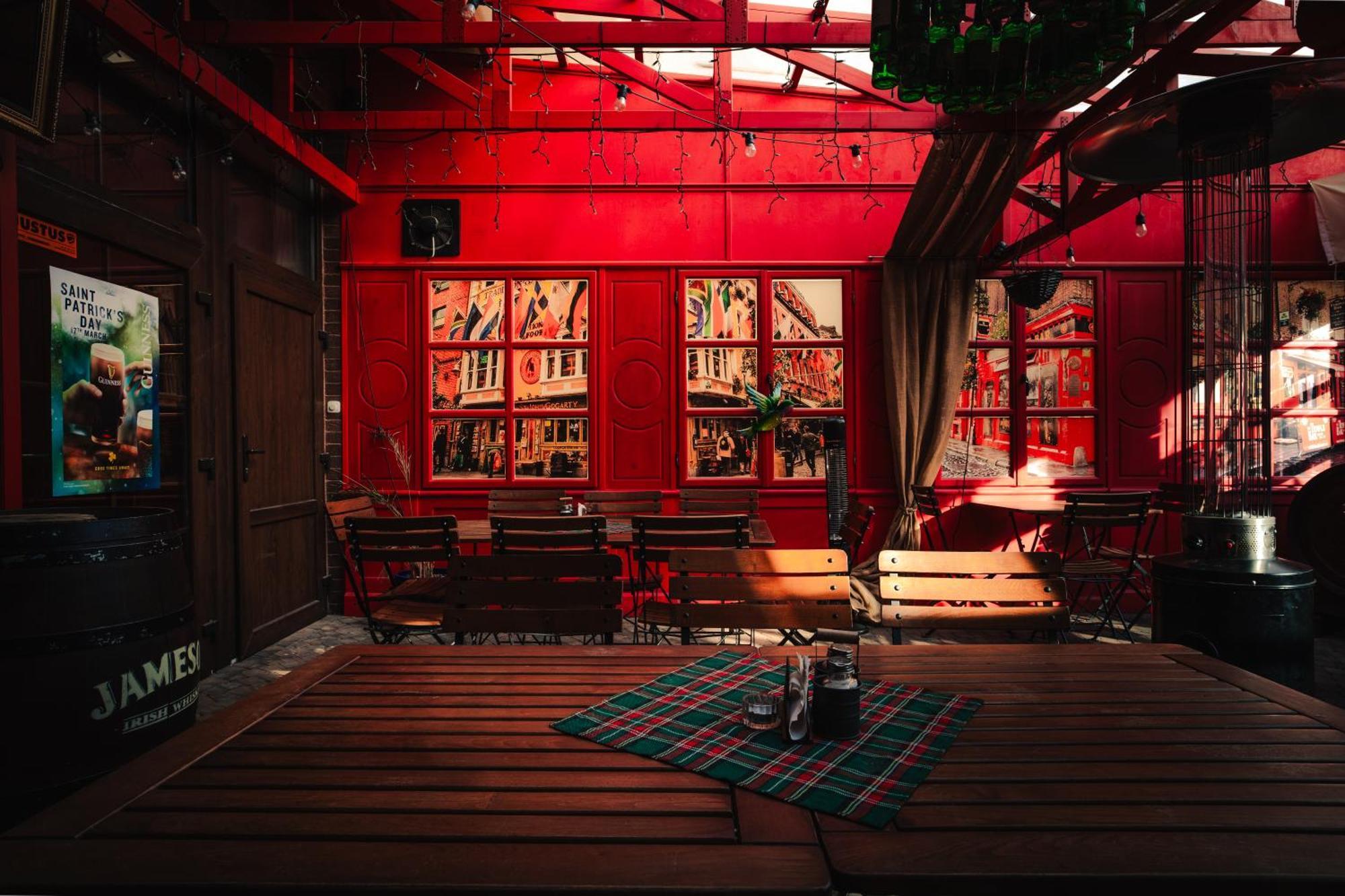 Shoemaker Irish Pub & Accommodation Kielce Ngoại thất bức ảnh