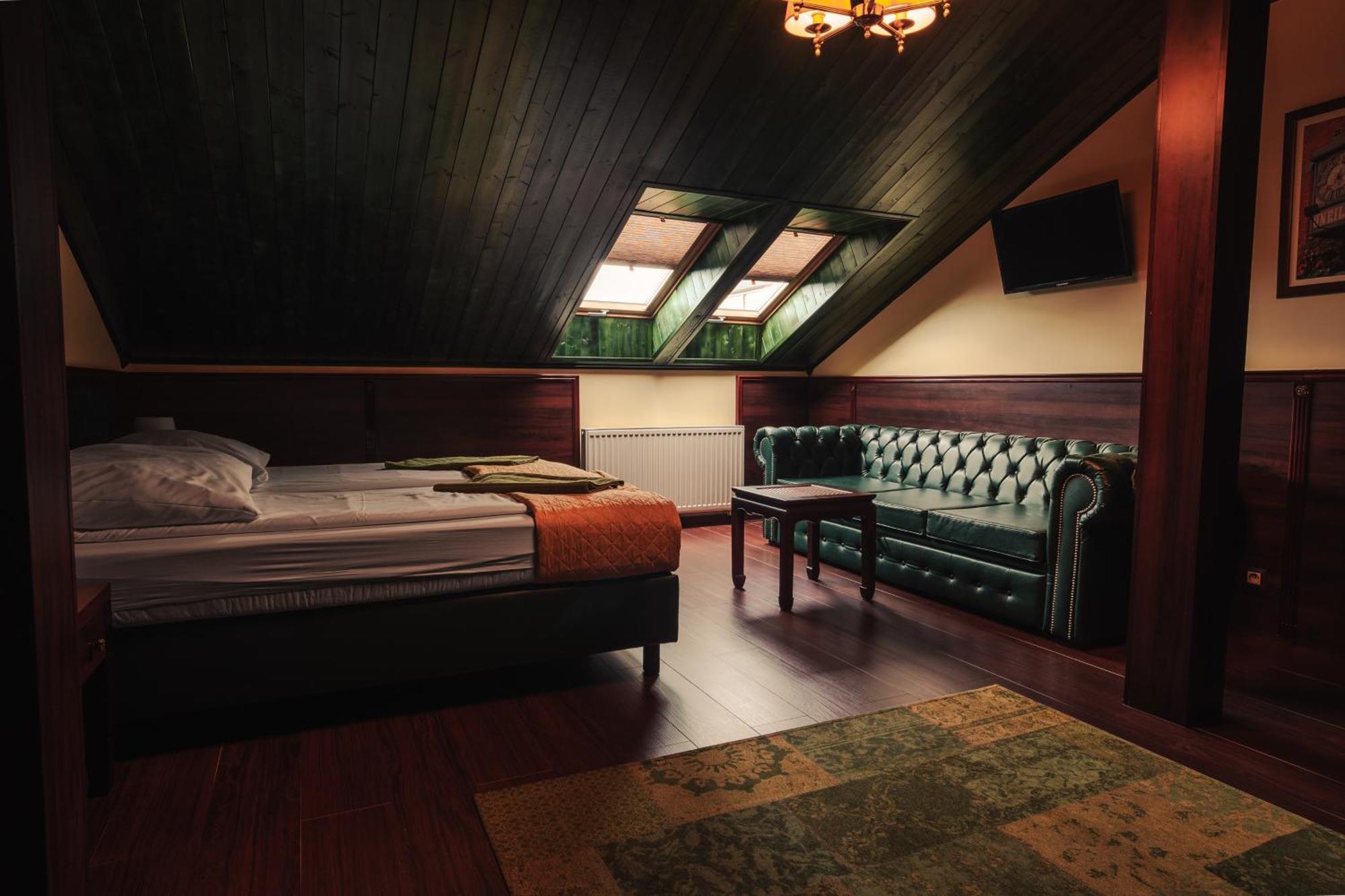 Shoemaker Irish Pub & Accommodation Kielce Ngoại thất bức ảnh
