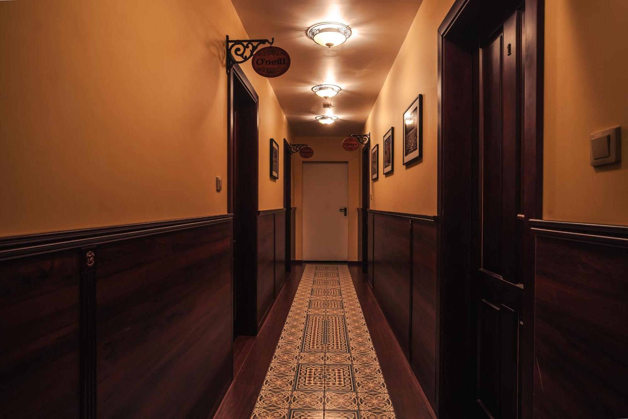 Shoemaker Irish Pub & Accommodation Kielce Ngoại thất bức ảnh