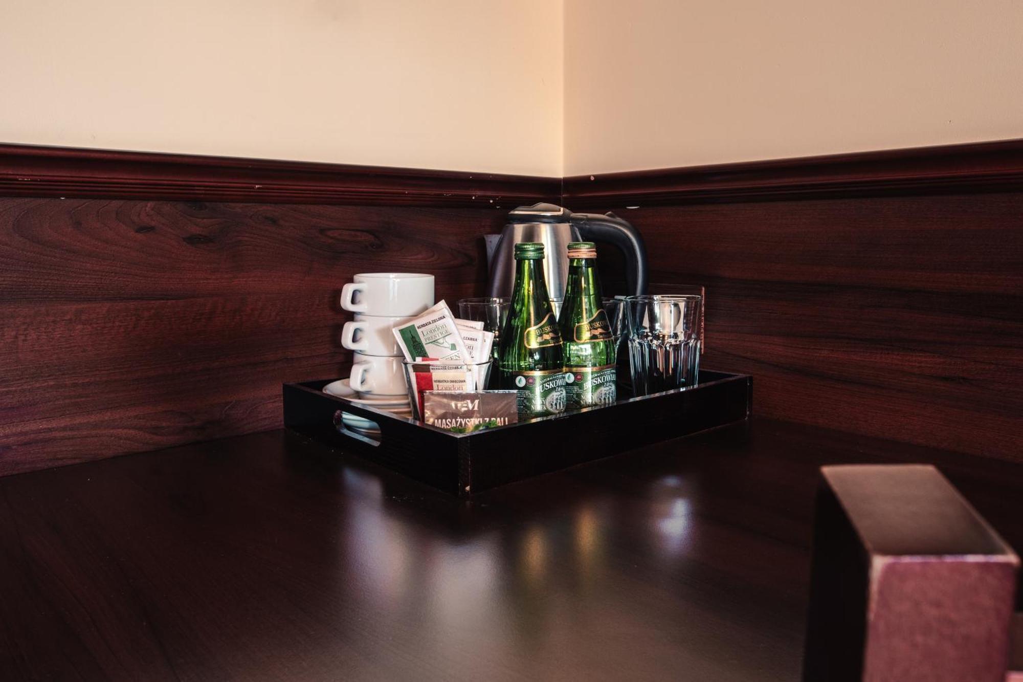 Shoemaker Irish Pub & Accommodation Kielce Ngoại thất bức ảnh