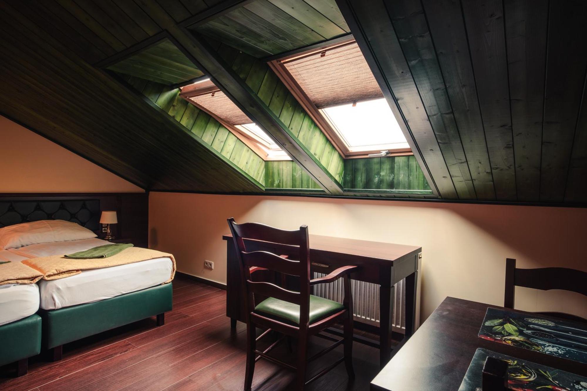 Shoemaker Irish Pub & Accommodation Kielce Ngoại thất bức ảnh